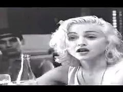 La bella asiatica esotica Vicki Chase video di pompini gratis si è forata analmente nella posa del missionario