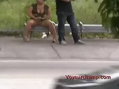 La dolce video porno amatoriali pompini bambola adolescente Samantha Reigns si tocca la figa affamata