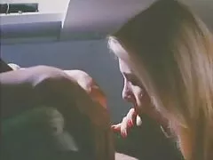 La bionda tettona Alena Croft apre il suo buco video pompini di gruppo affamato per un grosso cazzo