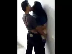 La fantastica ebano Sommer Isabella salta su i pompini di moana un grosso pene bianco